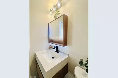 1120 Sandi, Costa Mesa, CA 92627 - Photo 5
