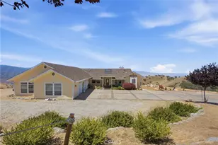 18211 Morgan Ct, Tehachapi, CA 93561 - Photo 3
