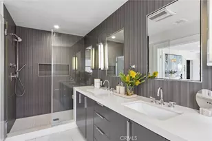 230 S Lucerne Blvd, Los Angeles, CA 90004 - Photo 23