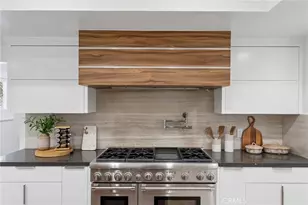 230 S Lucerne Blvd, Los Angeles, CA 90004 - Photo 9