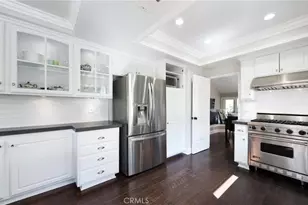38 Hillgrass, Irvine, CA 92603 - Photo 3