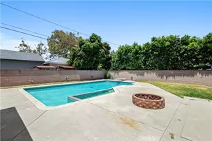 9519 La Reina, Downey, CA 90240 - Photo 3