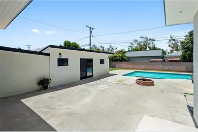 9519 La Reina, Downey, CA 90240 - Photo 7