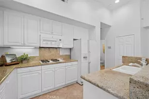 21191 Mazatlan, Mission Viejo, CA 92692 - Photo 13