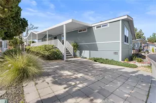 24001 Muirlands, Lake Forest, CA 92630 - Photo 25