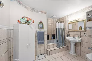 9333 Elm Vista Dr, Downey, CA 90242 - Photo 9