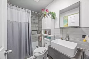 9333 Elm Vista Dr, Downey, CA 90242 - Photo 13
