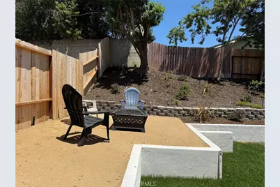 27181 Cedros, Mission Viejo, CA 92692 - Photo 17