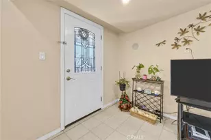 210 Dresden Ave, Santa Ana, CA 92703 - Photo 3