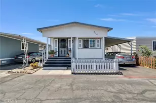 210 Dresden Ave, Santa Ana, CA 92703 - Photo 1