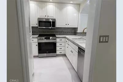 2253 Martin, Irvine, CA 92612 - Photo 33