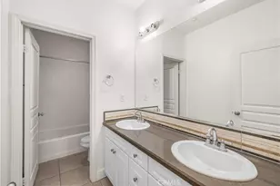 98 Sarabande, Irvine, CA 92620 - Photo 29