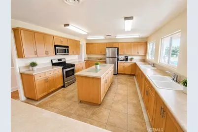 6241 Warner #154, Huntington Beach, CA 92647 - Photo 17