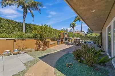 17140 Edgewater Lane, Huntington Beach, CA 92649 - Photo 37