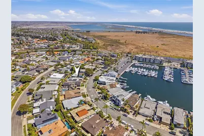 17140 Edgewater Lane, Huntington Beach, CA 92649 - Photo 47