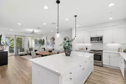 145 Episode, Irvine, CA 92618 - Photo 5