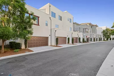 145 Episode, Irvine, CA 92618 - Photo 37