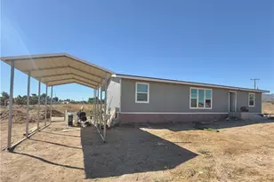 9589 Paramount, Phelan, CA 92371 - Photo 1