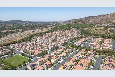 63 Lugano, Irvine, CA 92602 - Photo 35