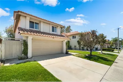 10 Pasada Valiente, Rancho Santa Margarita, CA 92688 - Photo 3