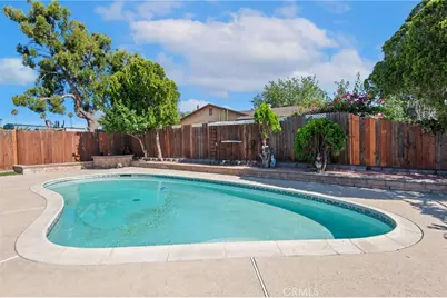 16570 Fairfax Drive, Fontana, CA 92336 - Photo 29