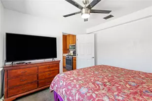 16570 Fairfax Dr, Fontana, CA 92336 - Photo 15
