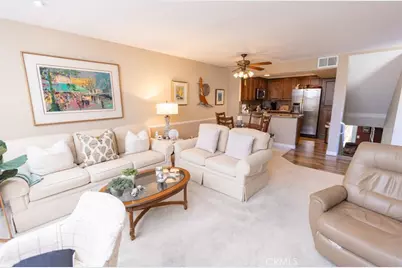 16102 Fame, Huntington Beach, CA 92649 - Photo 5