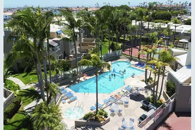 16102 Fame, Huntington Beach, CA 92649 - Photo 3