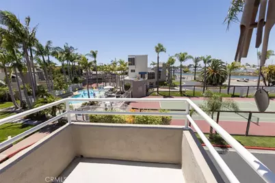 16102 Fame, Huntington Beach, CA 92649 - Photo 33