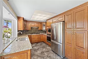 979 S Grinnell St, Anaheim Hills, CA 92807 - Photo 9