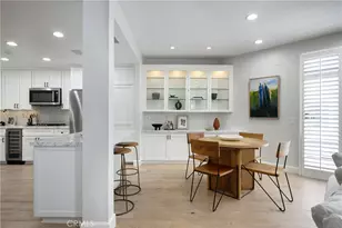 206 Hartford, Newport Beach, CA 92660 - Photo 3