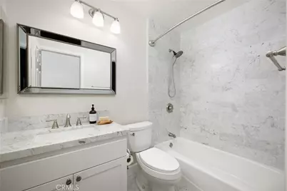 206 Hartford, Newport Beach, CA 92660 - Photo 15