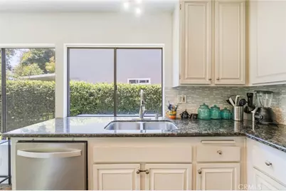 5534 Apia, Cypress, CA 90630 - Photo 7