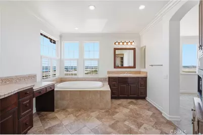 5571 Ocean Terrace, Huntington Beach, CA 92648 - Photo 19