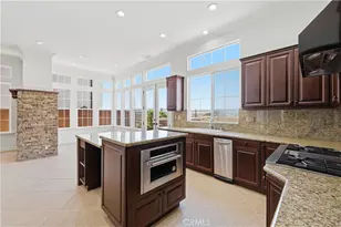 5571 Ocean Terrace, Huntington Beach, CA 92648 - Photo 9