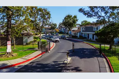 13325 Woodbrook Circle, Garden Grove, CA 92844 - Photo 7
