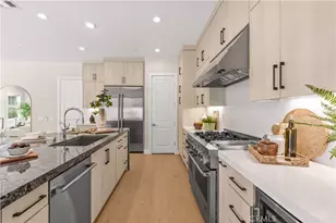 400 Riverbend, Lake Forest, CA 92630 - Photo 7
