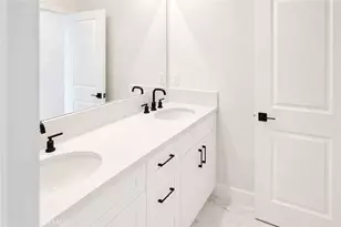 16021 Willows Ct, Whittier, CA 90604 - Photo 21