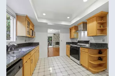 15050 Martha, Sherman Oaks, CA 91411 - Photo 11
