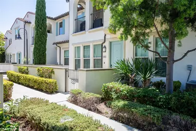 616 Trailblaze, Irvine, CA 92618 - Photo 3