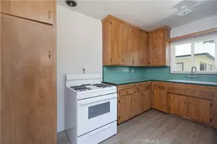 765 N Currier, Pomona, CA 91768 - Photo 37