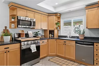 21061 Miramar Ln, Huntington Beach, CA 92646 - Photo 11