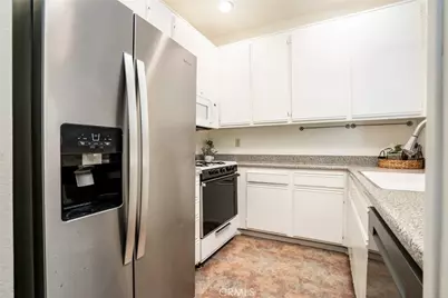 640 W 4th #315, Long Beach, CA 90802 - Photo 3