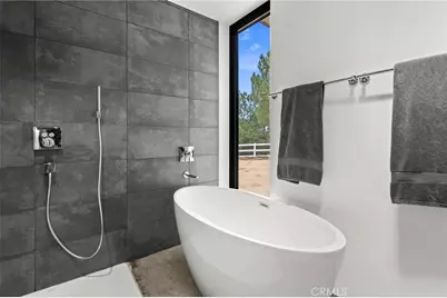 36453 Via El Pais Bonita, Temecula, CA 92592 - Photo 39