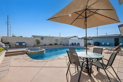 6082 Navajo Road, Westminster, CA 92683 - Photo 17