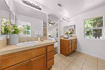40 Trailing Vine, Irvine, CA 92602 - Photo 25