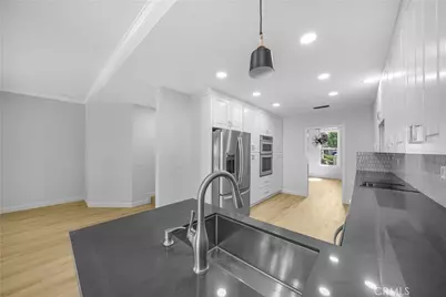 6082 Eaglecrest Drive, Huntington Beach, CA 92648 - Photo 17