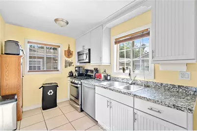 330 S Myrtle, Tustin, CA 92780 - Photo 13