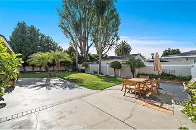 330 S Myrtle, Tustin, CA 92780 - Photo 3