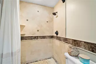 330 S Myrtle, Tustin, CA 92780 - Photo 19